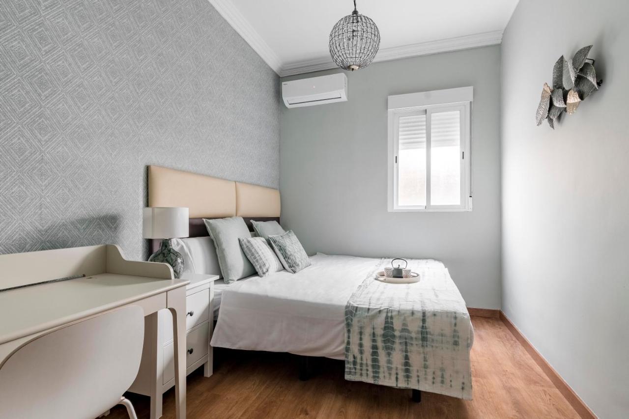 Beautiful Room In Heart Of مدريد المظهر الخارجي الصورة